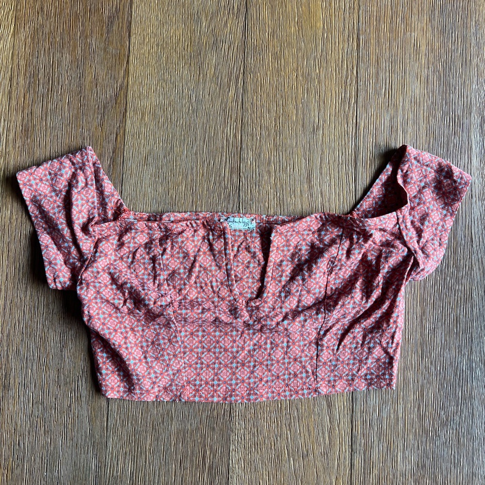 Free people beachy crop top size small